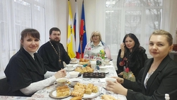 На Ставрополье жёны бойцов СВО встретились с иереем и ветераном боевых действий