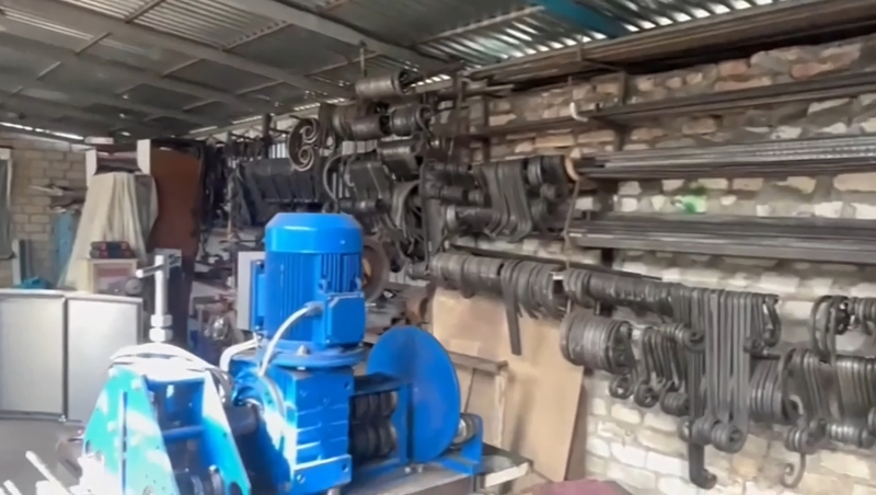 Ставрополец расширил кузницу по соцконтракту 