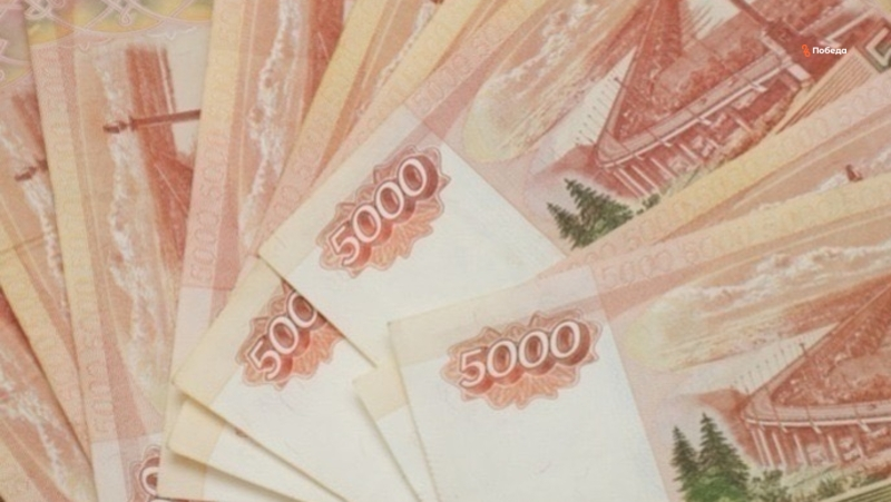 Пятигорчанка лишилась 205 тыс. рублей из-за букета цветов