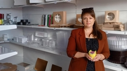 Жительница села Арзгир открыла магазин для кондитеров благодаря соцконтракту