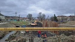 В селе Александровском реконструируют мост