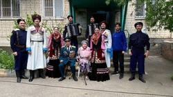 «Фронтовые бригады» провели концерты к 9 мая в более чем 20 дворах Ставрополя