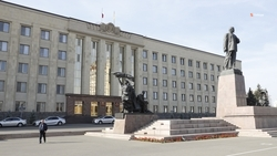 Стажировку в органах власти проходят 39 участников программы «Герои Ставрополья»