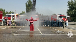 Начальника отряда МЧС России по Ставропольскому краю проводили на пенсию