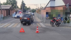 В городе Ипатово мотоциклист получил травмы в ДТП