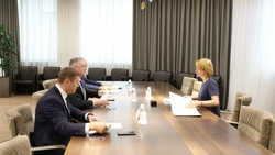 Глава Ставрополья рассказал главе Оксане Лут о достижениях и планах АПК региона