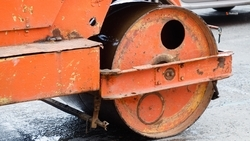 Дорогу к посёлку на Ставрополье обновляют по госпрограмме