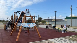 Две новые детские площадки построили в городе Ипатово