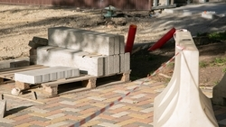 Площадь села Степновского округа благоустраивают по нацпроекту