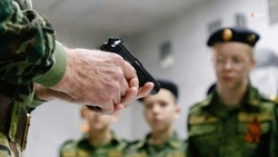 Электронный тир открыли в школе Арзгирского округа