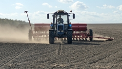 Для всхода озимых на Ставрополье увеличат осадки с помощью самолёта-лаборатории