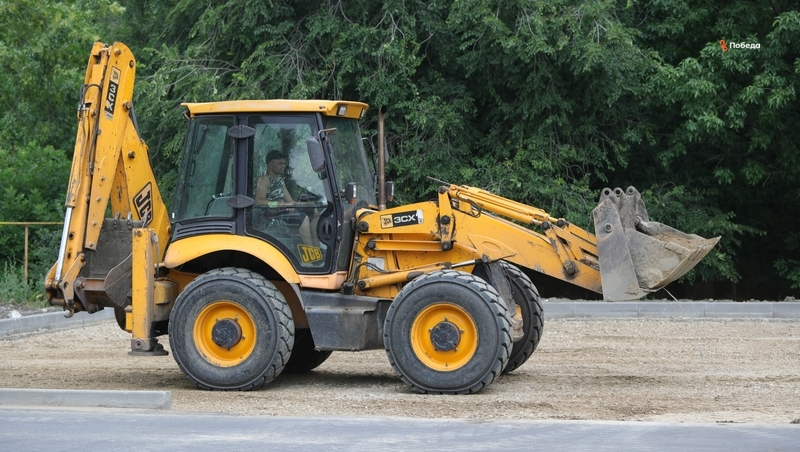 Ремонт дорог к двум школам начали в посёлках Минераловодского округа