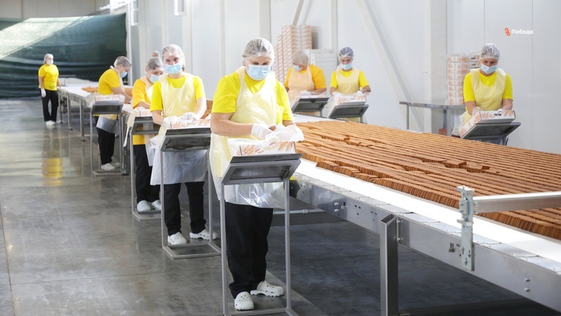 Более 2,5 тонны печенья в сутки выпускает открытый в Ставрополе кондитерский цех