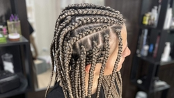 Парикмахер из Апанасенковского округа открыла студию по соцконтракту 