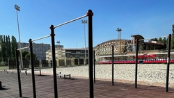 Реконструкция стадиона футбольной школы завершается в Ставрополе