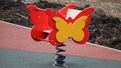 Новую детскую площадку откроют в посёлке Новоселицкого округа