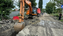 Канализационный коллектор капитально ремонтируют в Минводах