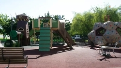 Две детские площадки построят в Ипатове