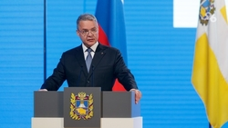 Губернатор поздравил ставропольцев с Днём России 