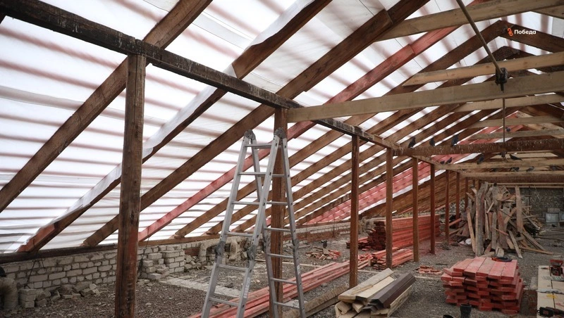 Капремонт двух крыш многоквартирных домов завершили в Ессентуках