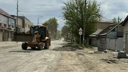 2,3 км улицы Красной начали ремонтировать в Минводах