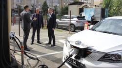 Первый в регионе  зарядный хаб для электромобилей открыли в Ставрополе