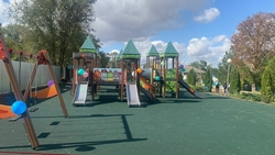 В станице Староизобильной построили детский городок