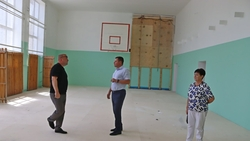 Спортзал ремонтируют в школе №14 Зеленокумска